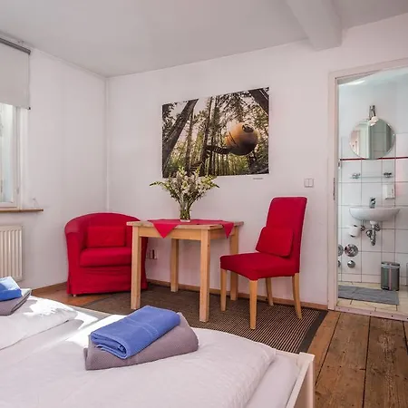 Goethezimmer Und Am Burgplatz *